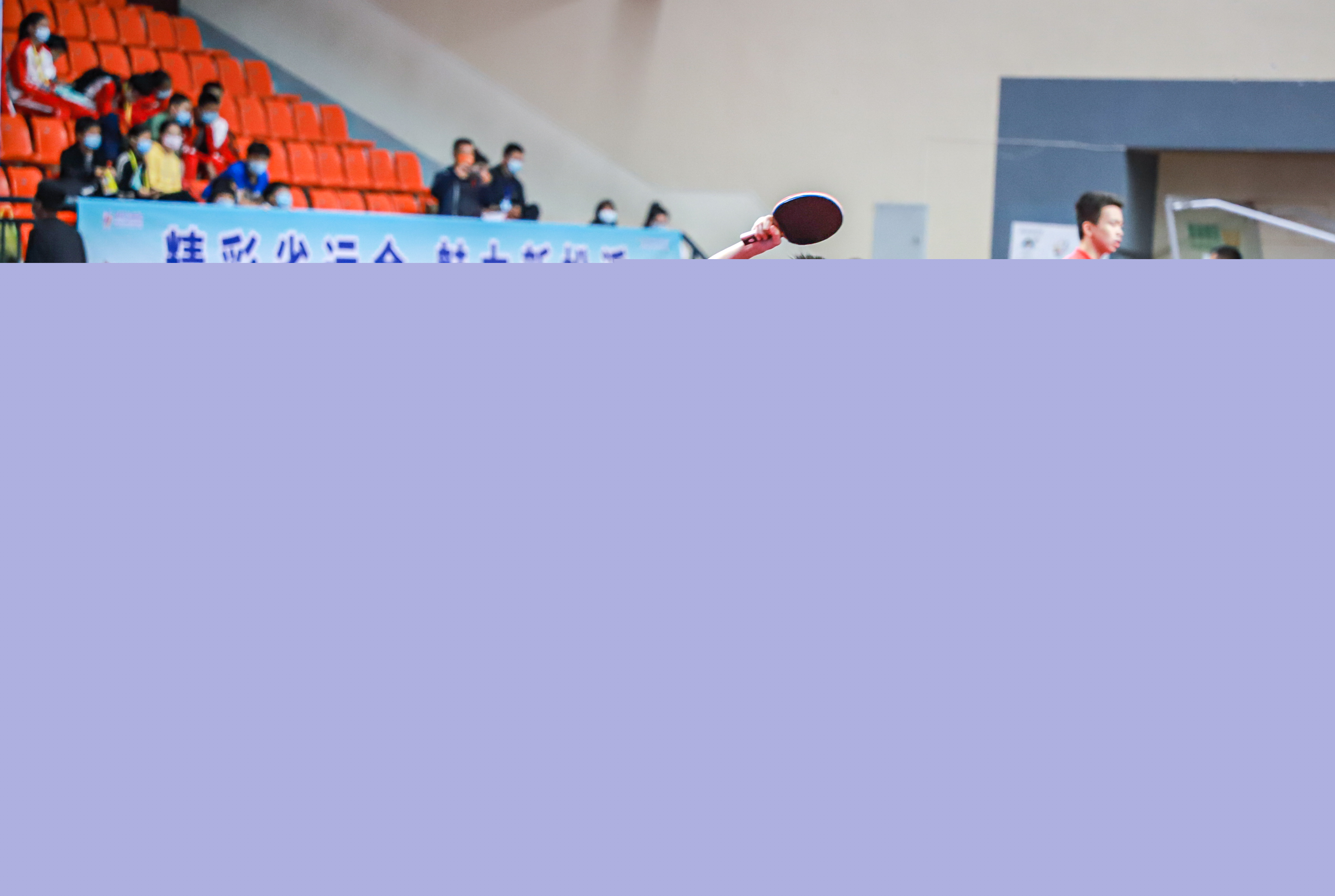 识别人群倾 识别人群倾